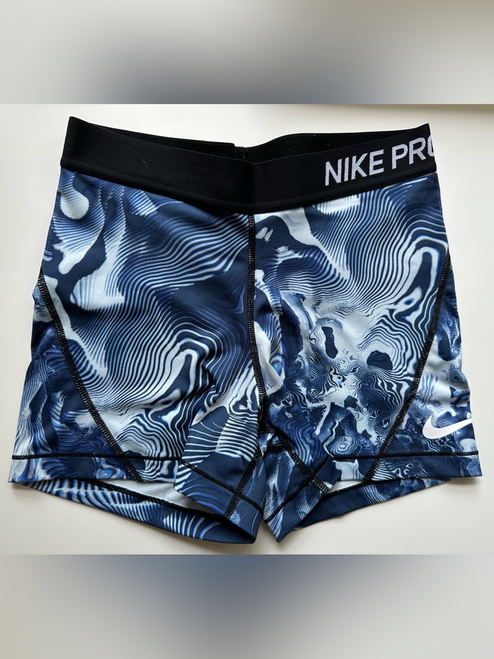Nike Pro Black Waistband Navy and White Patterned Compression Shorts size M